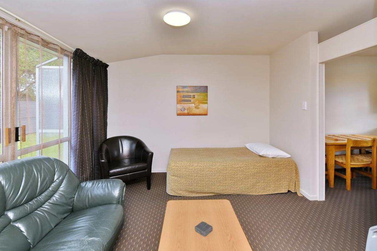 Wayside Motel Woodend Buitenkant foto